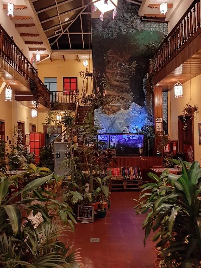 كوينكا Anicha Hostel الإكوادور