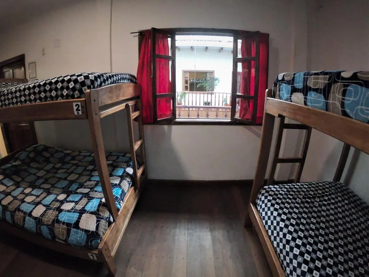 كوينكا Anicha Hostel