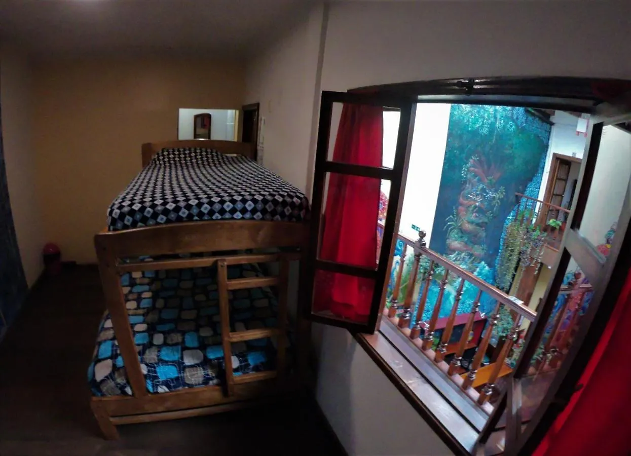 كوينكا Anicha Hostel