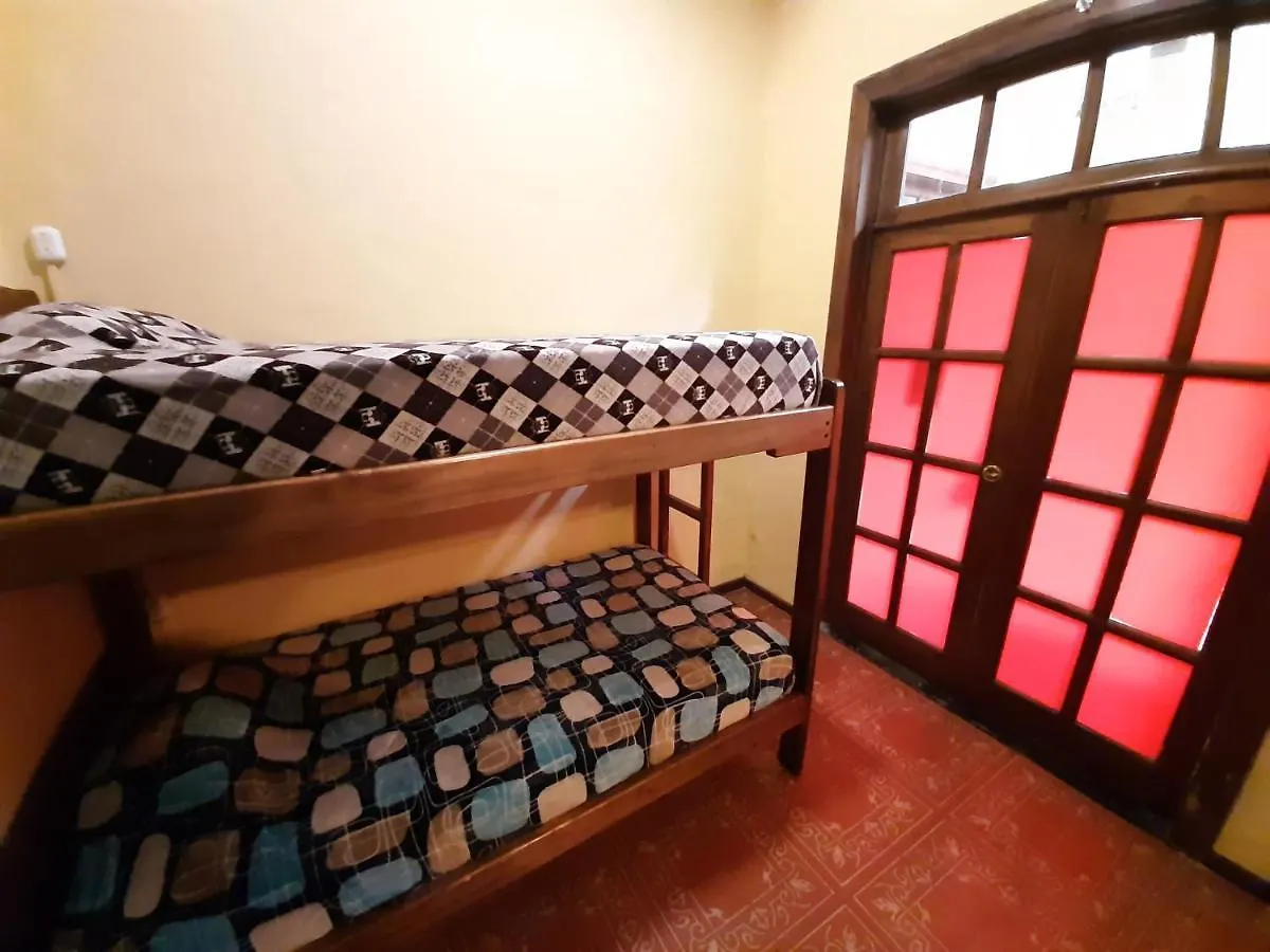 كوينكا Anicha Hostel 0*,