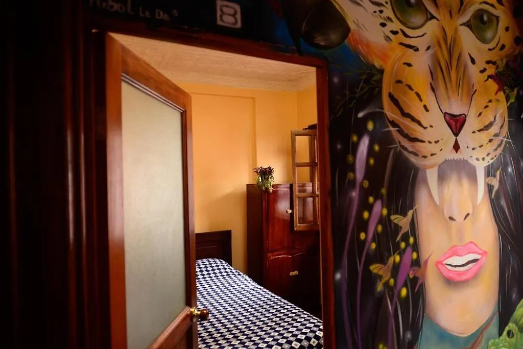 كوينكا Anicha Hostel 0*,