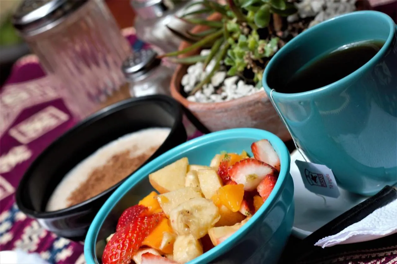 كوينكا Anicha Hostel